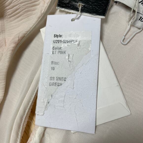 3.1 Phillip Lim NWT Fluid V-Neck Dress 3/4 Sleeve Light Pink Size 10 Pleated - Picture 6 of 12